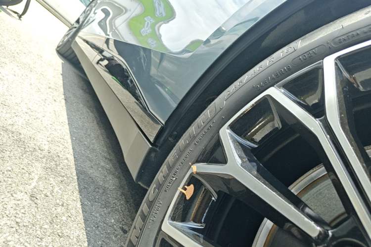 Used Zeekr 007 2024 Rear-Drive Intelligent Driving Version 75 kWh Left Side Sill
