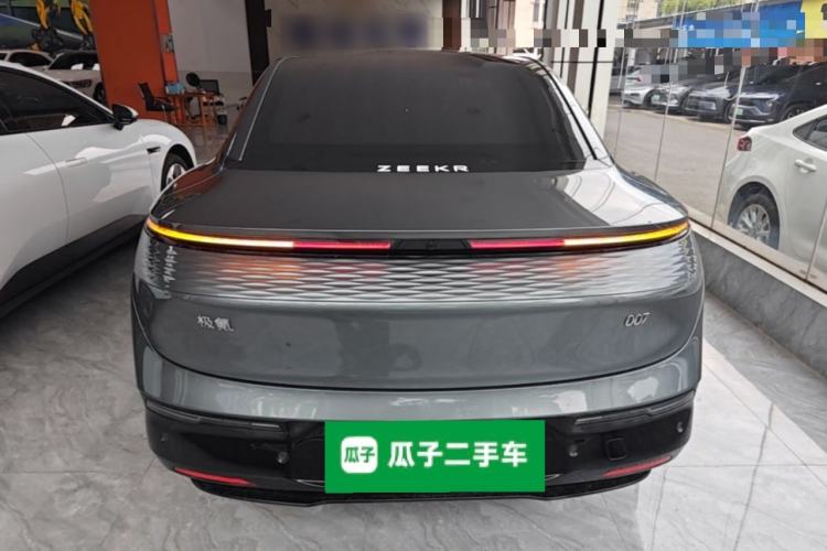 Used Zeekr 007 2024 Rear-Drive Enhanced Version 75 kWh Rear