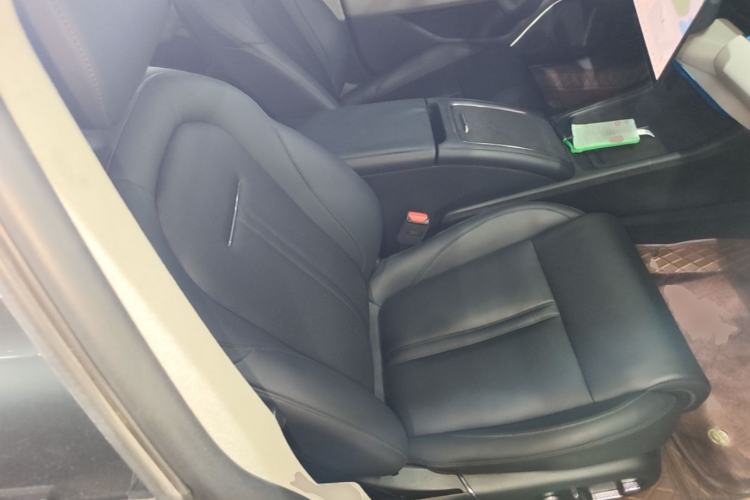 Used Zeekr 007 2024 Rear-Drive Enhanced Version 100 kWh Right Front Seat