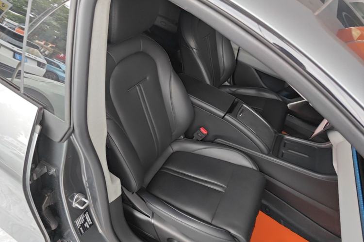 Used Zeekr 007 2024 Rear-Drive Enhanced Version 75 kWh Right Front Seat