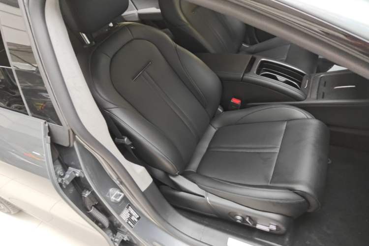Used Zeekr 007 2024 Rear-Drive Intelligent Driving Version 100 kWh Right Front Seat