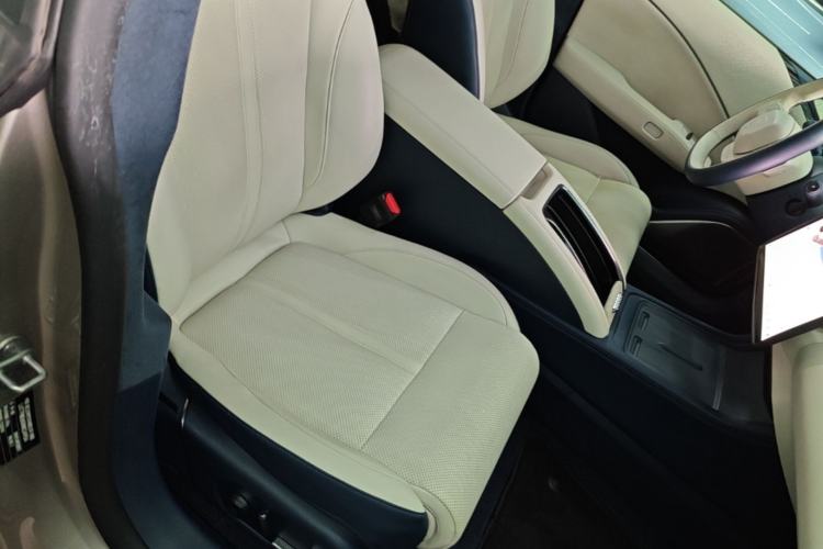 Used Zeekr 007 2024 Rear-Drive Intelligent Driving Version 75 kWh Right Front Seat