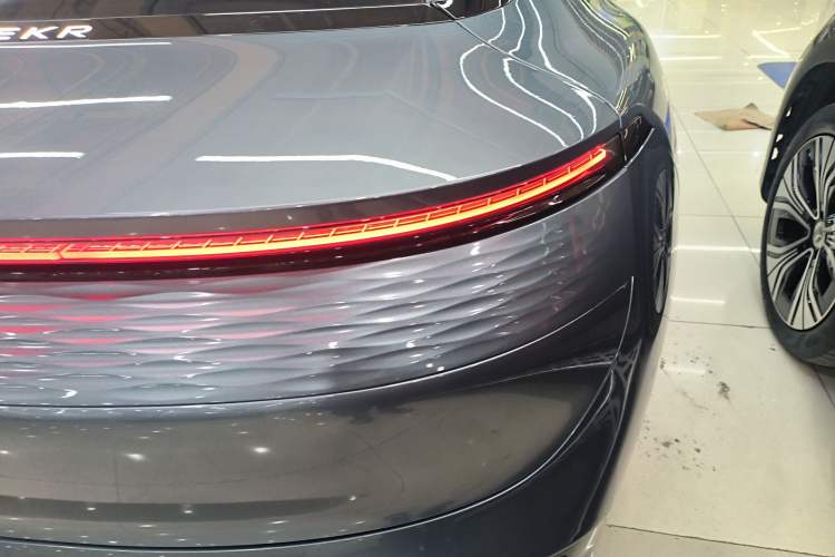 Used Zeekr 007 2024 Rear-Drive Intelligent Driving Version 100 kWh Right Rear Taillight