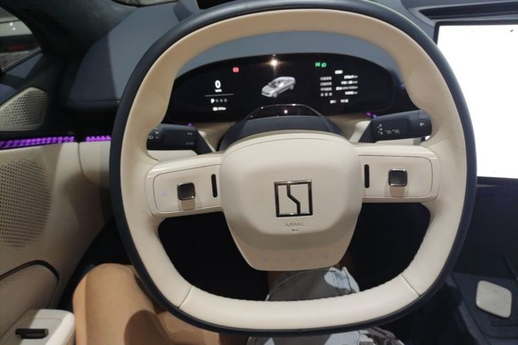 Used Zeekr 007 2024 Four-Wheel Drive Intelligent Driving Version 100 kWh Steering Wheel