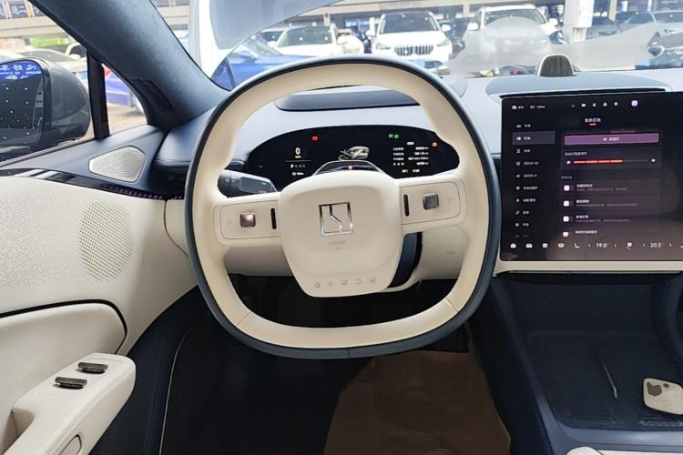 Used Zeekr 007 2024 Rear-Drive Intelligent Driving Version 75 kWh Steering Wheel