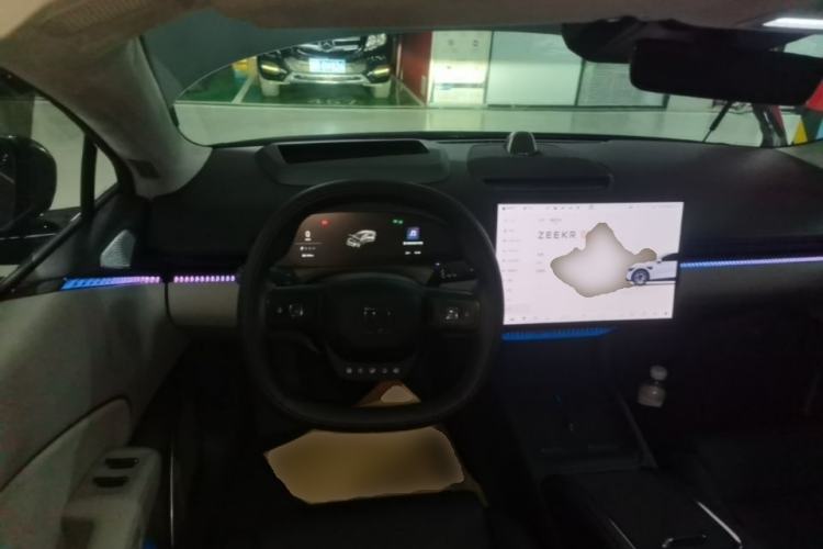 Used Zeekr 007 2024 Rear-Drive Version 75 kWh Steering Wheel