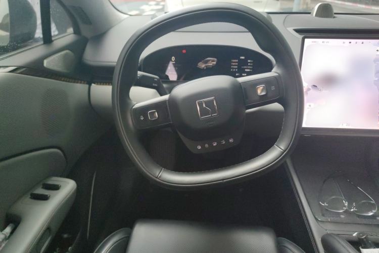 Used Zeekr 007 2024 Rear-Drive Enhanced Version 75 kWh Steering Wheel