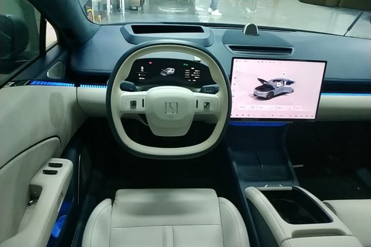 Used Zeekr 007 2024 Four-Wheel Drive Version 75 kWh Steering Wheel