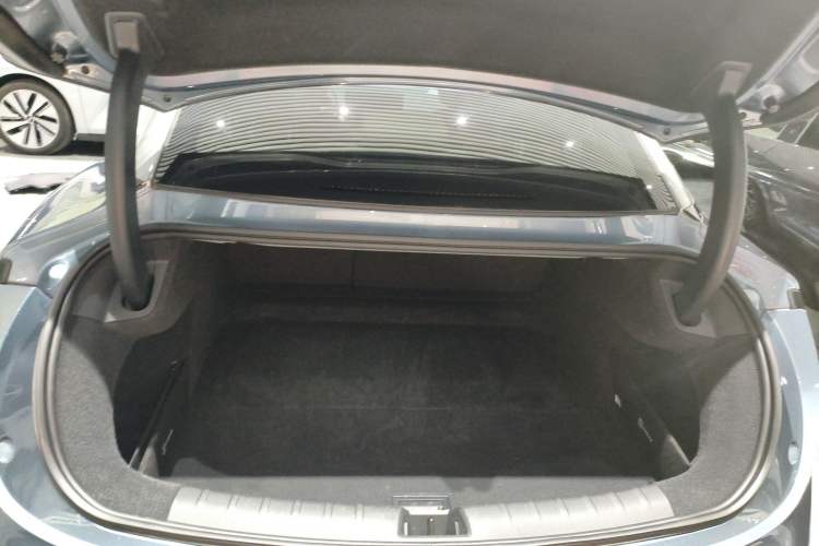 Used Zeekr 007 2024 Rear-Drive Version 100 kWh Trunk