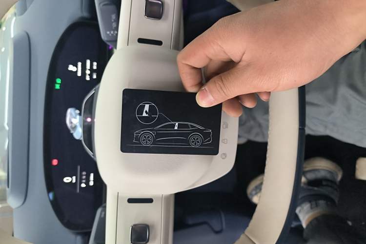 Used Zeekr 007 2024 Rear-Drive Intelligent Driving Version 100 kWh Vehicle Key