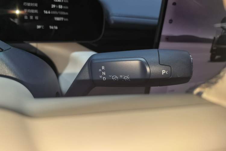Used Zeekr 007 2024 Rear-Drive Intelligent Driving Version 100 kWh Gear Lever
