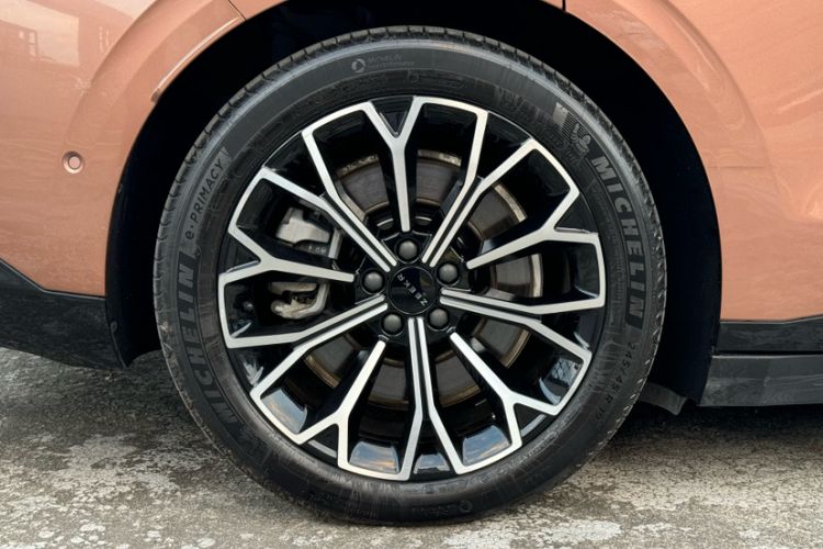 Used Zeekr 007 2024 Four-Wheel Drive Version 100 kWh Exterior 1