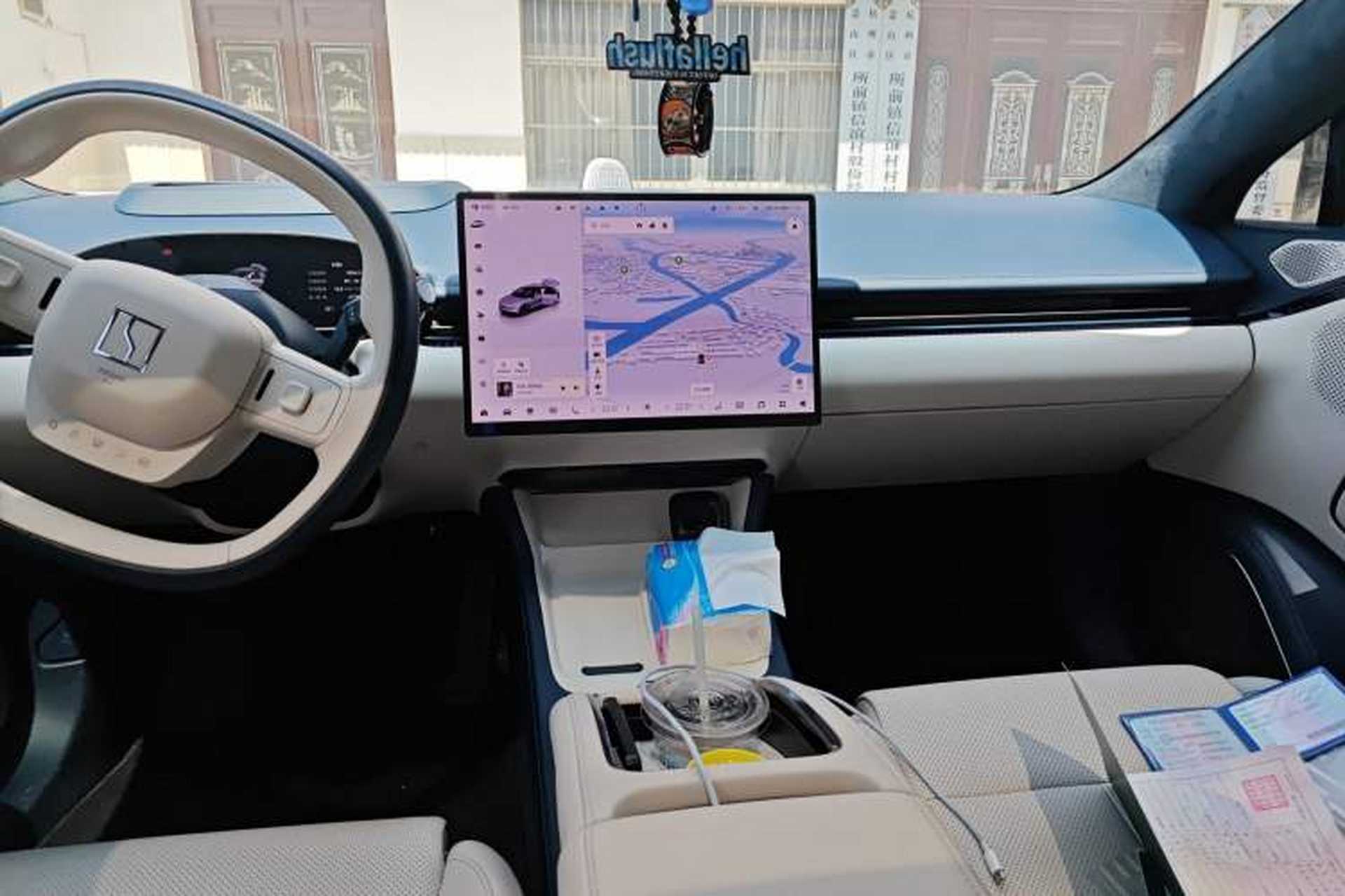 Used Zeekr 007 2024 Rear-Drive Intelligent Driving Version 75 kWh Audio And AC Panel