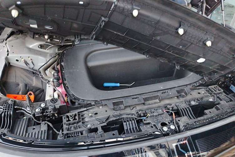 Used Zeekr 007 2024 Four-Wheel Drive Version 75 kWh Engine Bay
