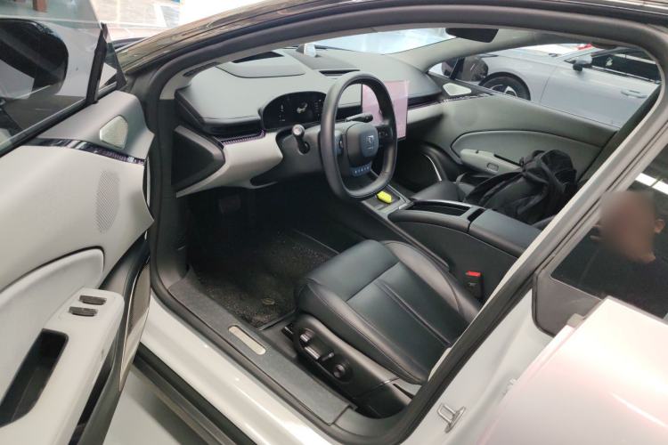 Used Zeekr 007 2024 Rear-Drive Enhanced Version 75 kWh Driver Seat