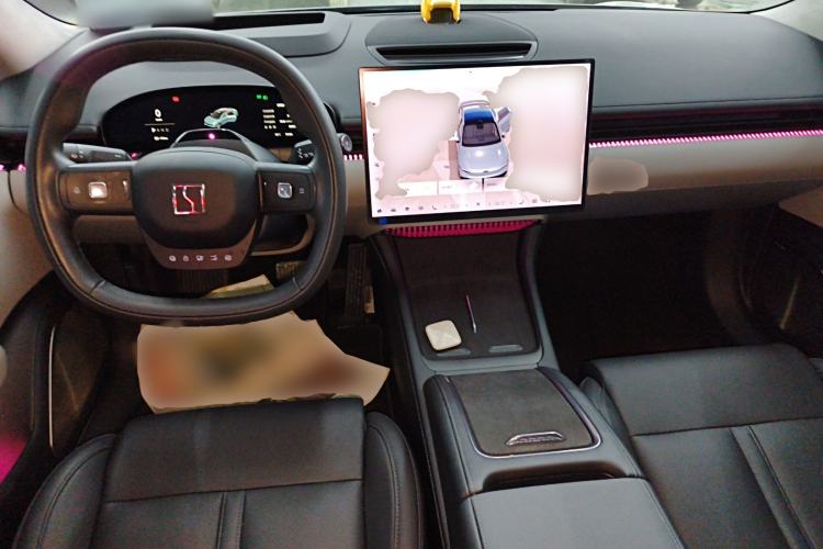 Used Zeekr 007 2024 Rear-Drive Intelligent Driving Version 100 kWh Center Console