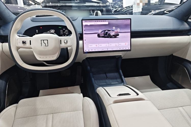 Used Zeekr 007 2024 Rear-Drive Intelligent Driving Version 75 kWh Center Console