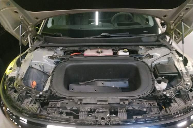 Used Zeekr 007 2024 Rear-Drive Intelligent Driving Version 75 kWh Engine Bay