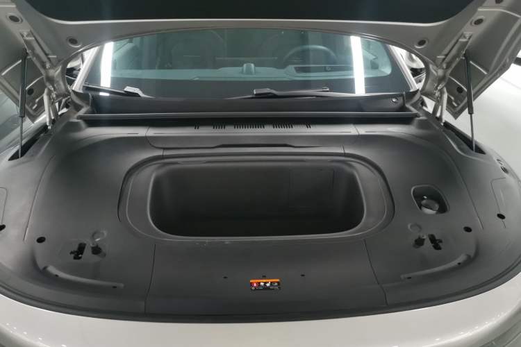 Used Zeekr 007 2024 Rear-Drive Enhanced Version 75 kWh Engine Bay