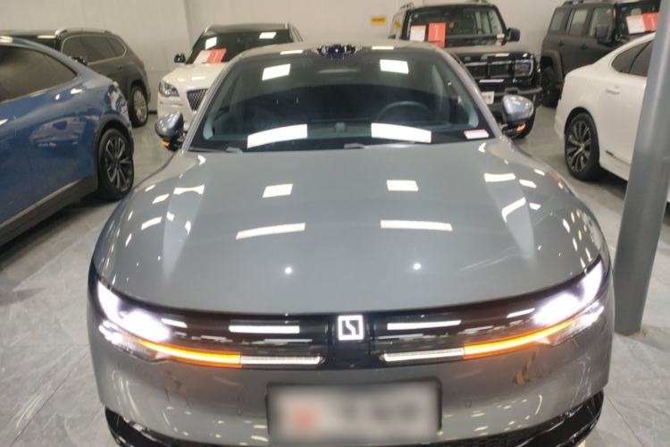 Used Zeekr 007 2024 Rear-Drive Intelligent Driving Version 75 kWh Exterior 1