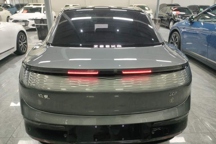 Used Zeekr 007 2024 Rear-Drive Intelligent Driving Version 75 kWh Exterior 4