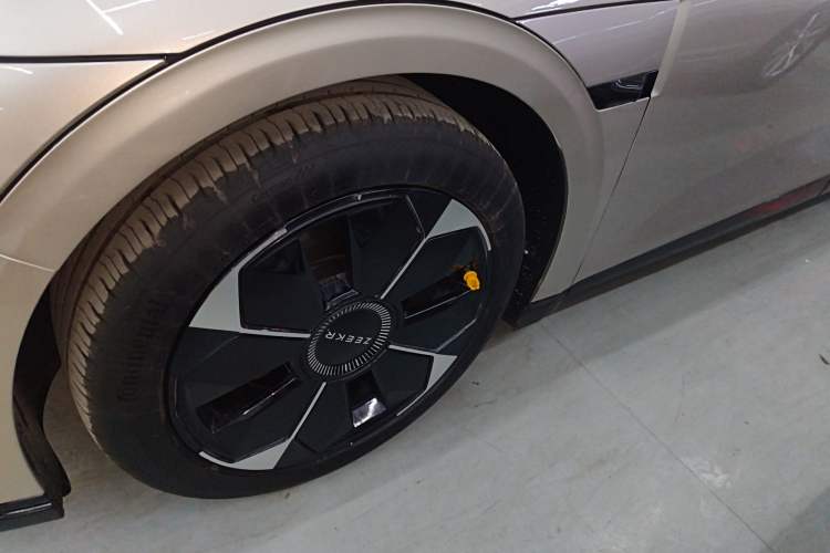 Used Zeekr 007 2024 Rear-Drive Intelligent Driving Version 100 kWh Exterior 4