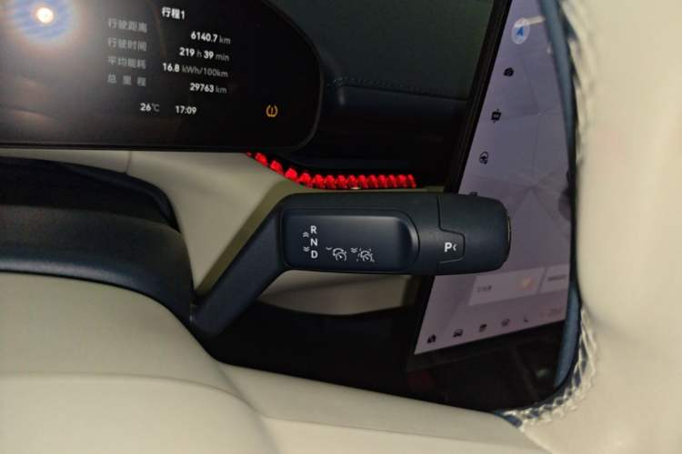 Used Zeekr 007 2024 Four-Wheel Drive Version 75 kWh Gear Lever