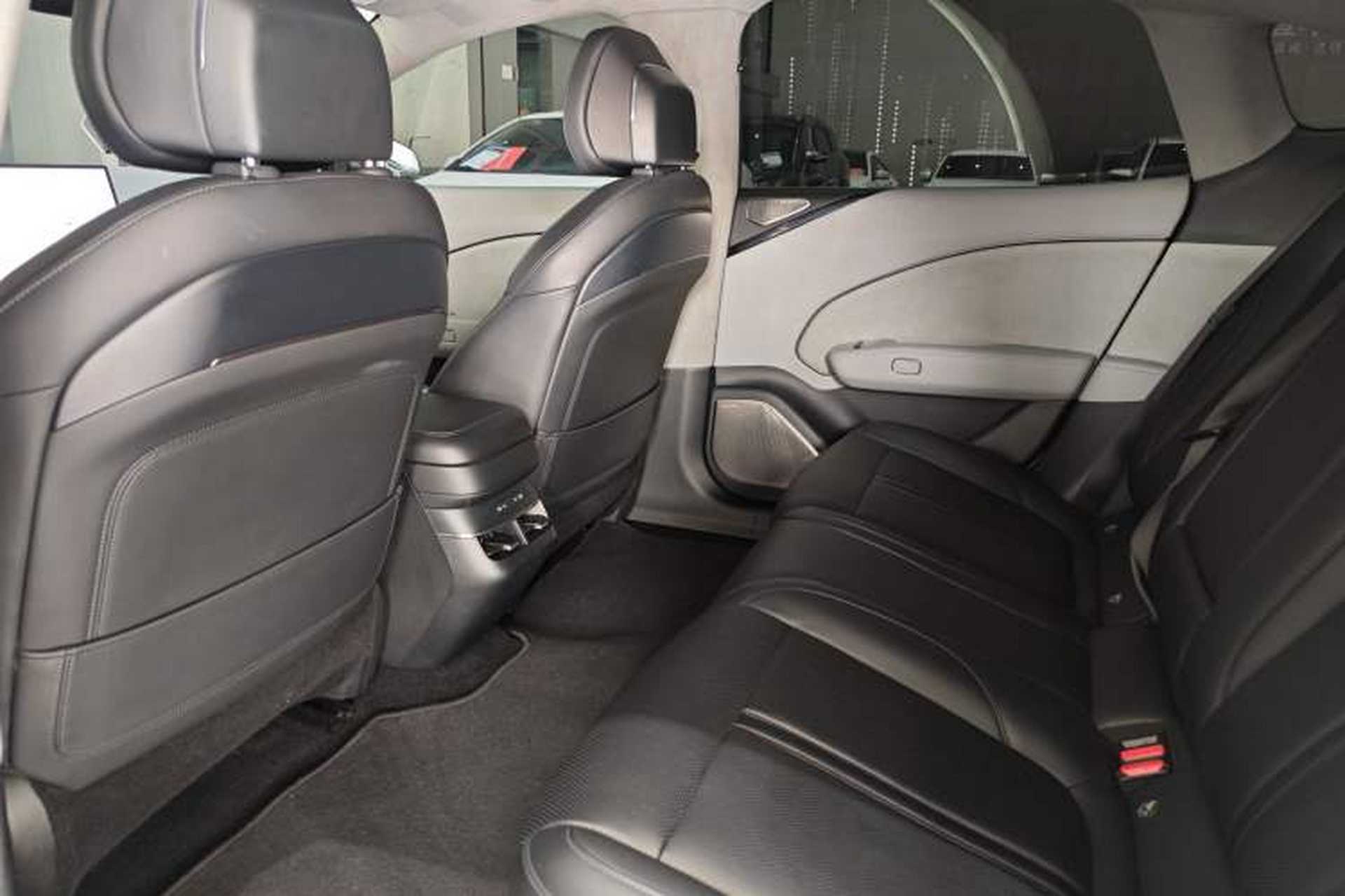 Used Zeekr 007 2024 Rear-Drive Enhanced Version 75 kWh Interior 2