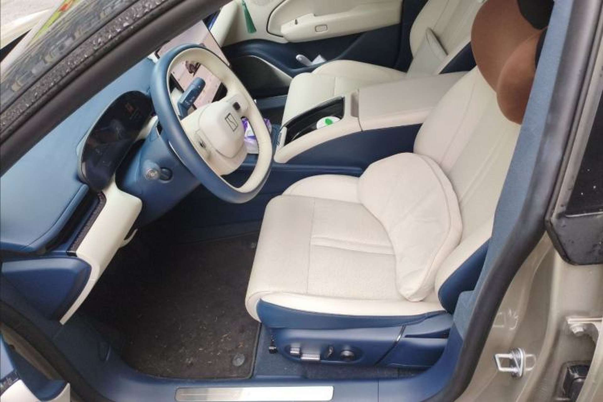 Used Zeekr 007 2024 Rear-Drive Intelligent Driving Version 75 kWh Interior 6