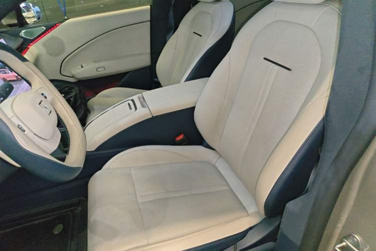 Used Zeekr 007 2024 Four-Wheel Drive Version 75 kWh Left Front Seat