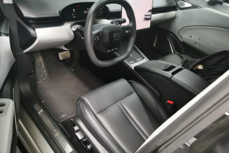 Used Zeekr 007 2024 Rear-Drive Enhanced Version 75 kWh Left Front Seat