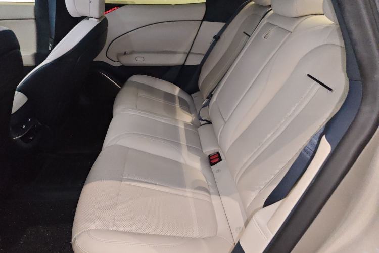 Used Zeekr 007 2024 Four-Wheel Drive Version 75 kWh Left Rear Seat