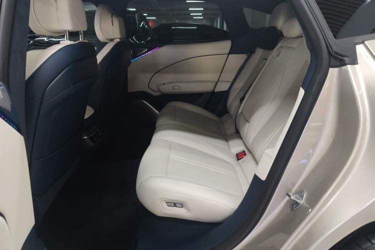 Used Zeekr 007 2024 Rear-Drive Version 75 kWh Left Rear Seat