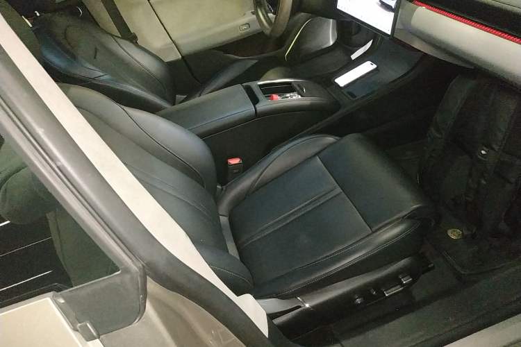 Used Zeekr 007 2024 Rear-Drive Intelligent Driving Version 75 kWh Right Front Seat