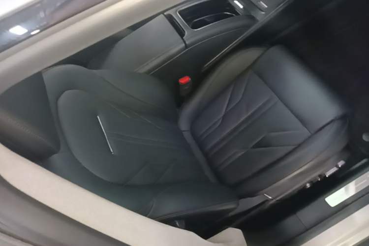 Used Zeekr 007 2024 Four-Wheel Drive Intelligent Driving Version 100 kWh Right Front Seat
