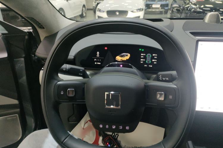 Used Zeekr 007 2024 Rear-Drive Intelligent Driving Version 75 kWh Steering Wheel