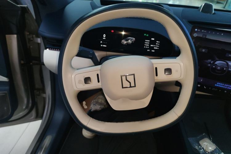 Used Zeekr 007 2024 Four-Wheel Drive Version 75 kWh Steering Wheel