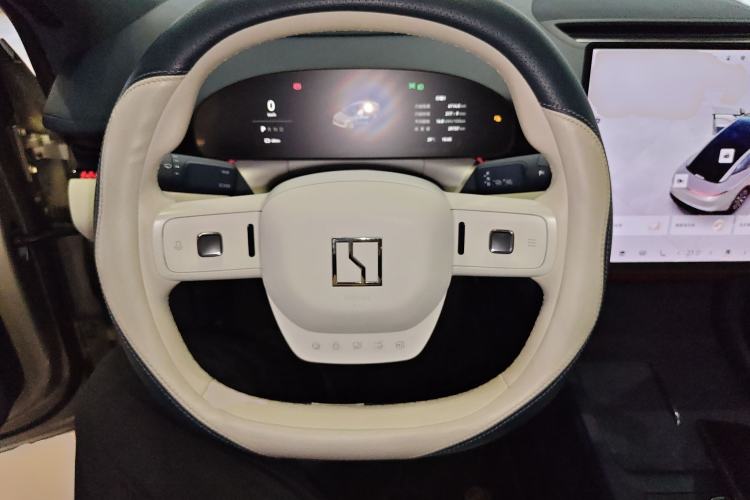 Used Zeekr 007 2024 Four-Wheel Drive Version 75 kWh Steering Wheel
