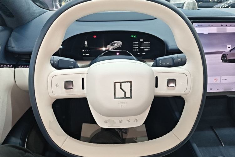 Used Zeekr 007 2024 Rear-Drive Intelligent Driving Version 75 kWh Steering Wheel