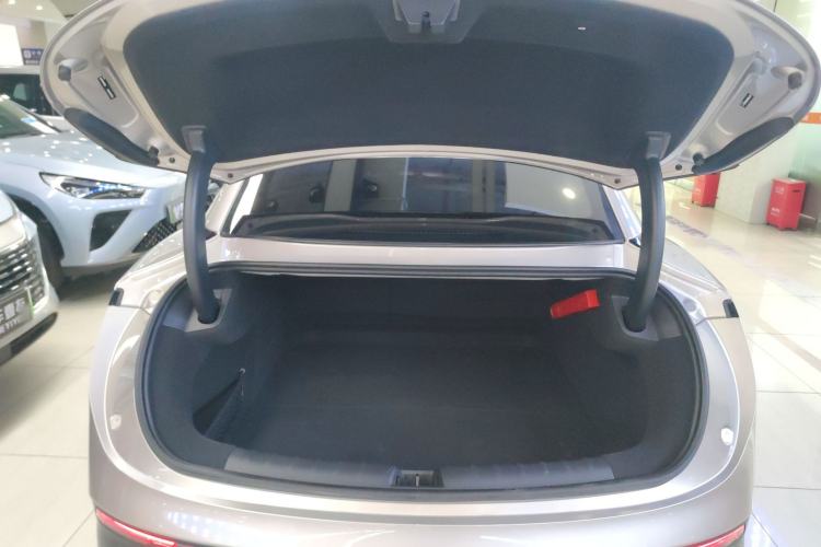 Used Zeekr 007 2024 Four-Wheel Drive Version 75 kWh Trunk