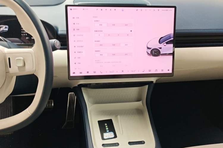 Used Zeekr 007 2024 Four-Wheel Drive Intelligent Driving Version 100 kWh Audio And AC Panel