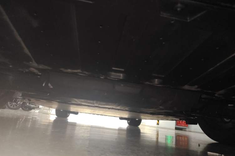 Used Zeekr 007 2024 Rear-Drive Enhanced Version 75 kWh Chassis Rear