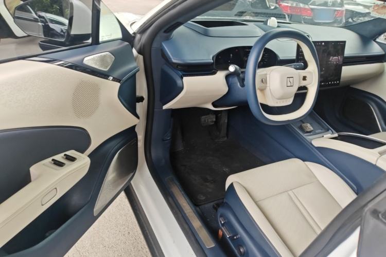 Used Zeekr 007 2024 Rear-Drive Enhanced Version 75 kWh Driver Seat