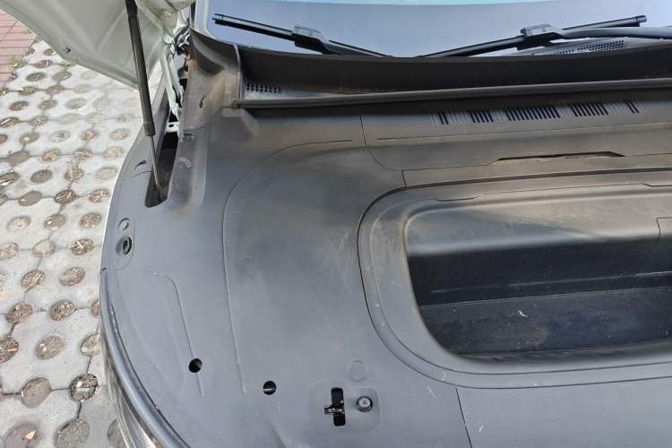 Used Zeekr 007 2024 Four-Wheel Drive Intelligent Driving Version 100 kWh Engine Bay Right