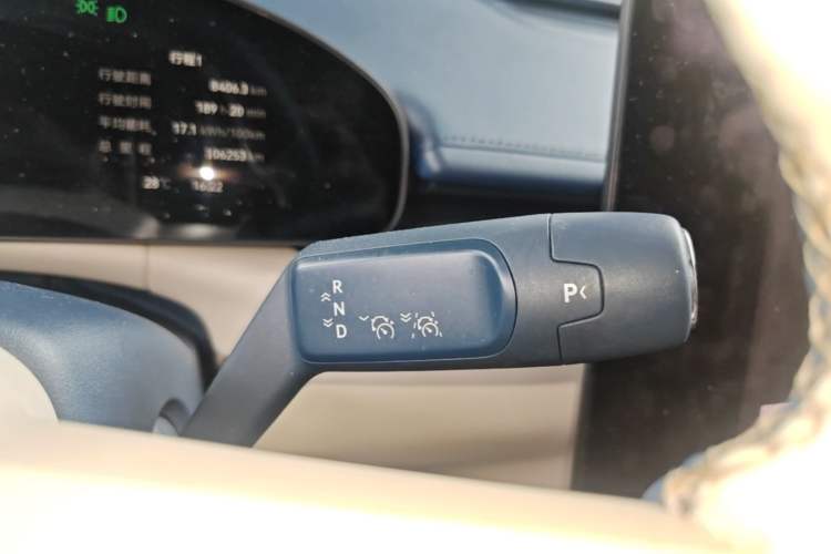 Used Zeekr 007 2024 Rear-Drive Enhanced Version 75 kWh Gear Lever