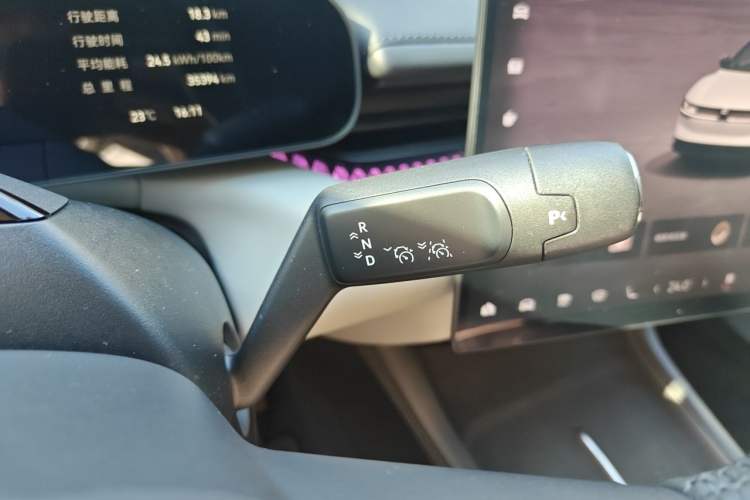 Used Zeekr 007 2024 Four-Wheel Drive Intelligent Driving Version 100 kWh Gear Lever
