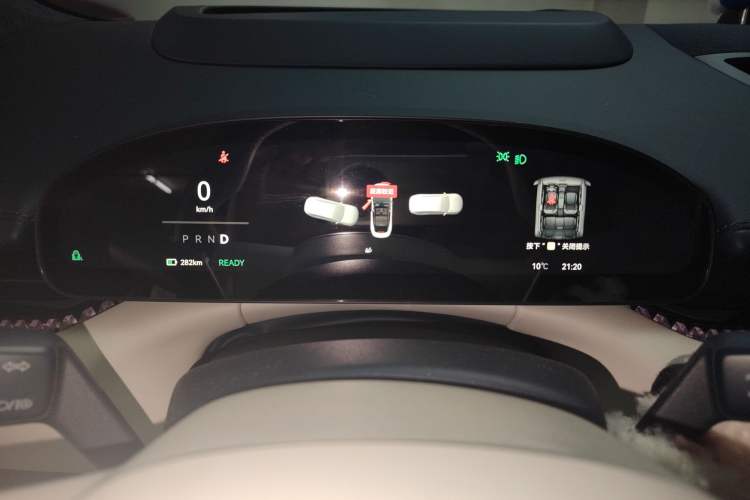 Used Zeekr 007 2024 Rear-Drive Enhanced Version 75 kWh Instrument Cluster