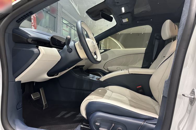 Used Zeekr 007 2024 Four-Wheel Drive Intelligent Driving Version 75 kWh Interior 1