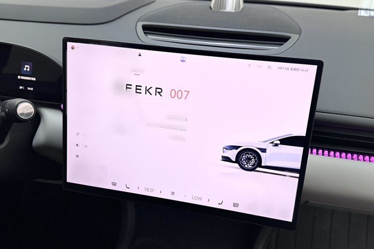 Used Zeekr 007 2024 Rear-Drive Intelligent Driving Version 100 kWh Interior 5