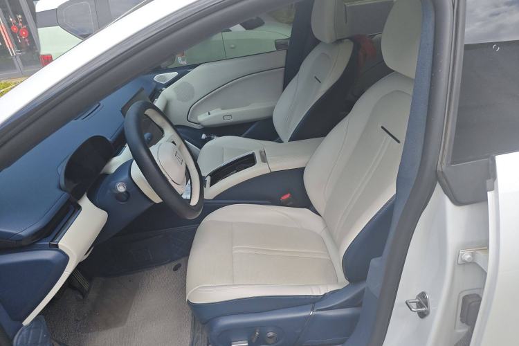 Used Zeekr 007 2024 Rear-Drive Version 75 kWh Left Front Seat